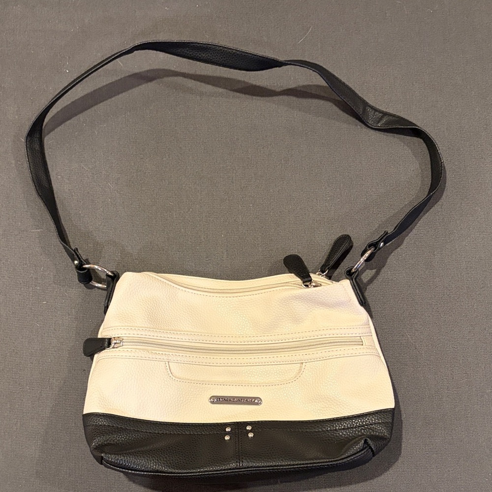 Stone Mountain Black and Cream Crossbody Bag